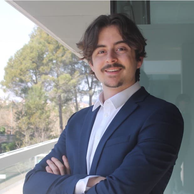 Portrait professionnel de Lucas Sala, CTO · Rusker Travel ;  Co-founder Novalia